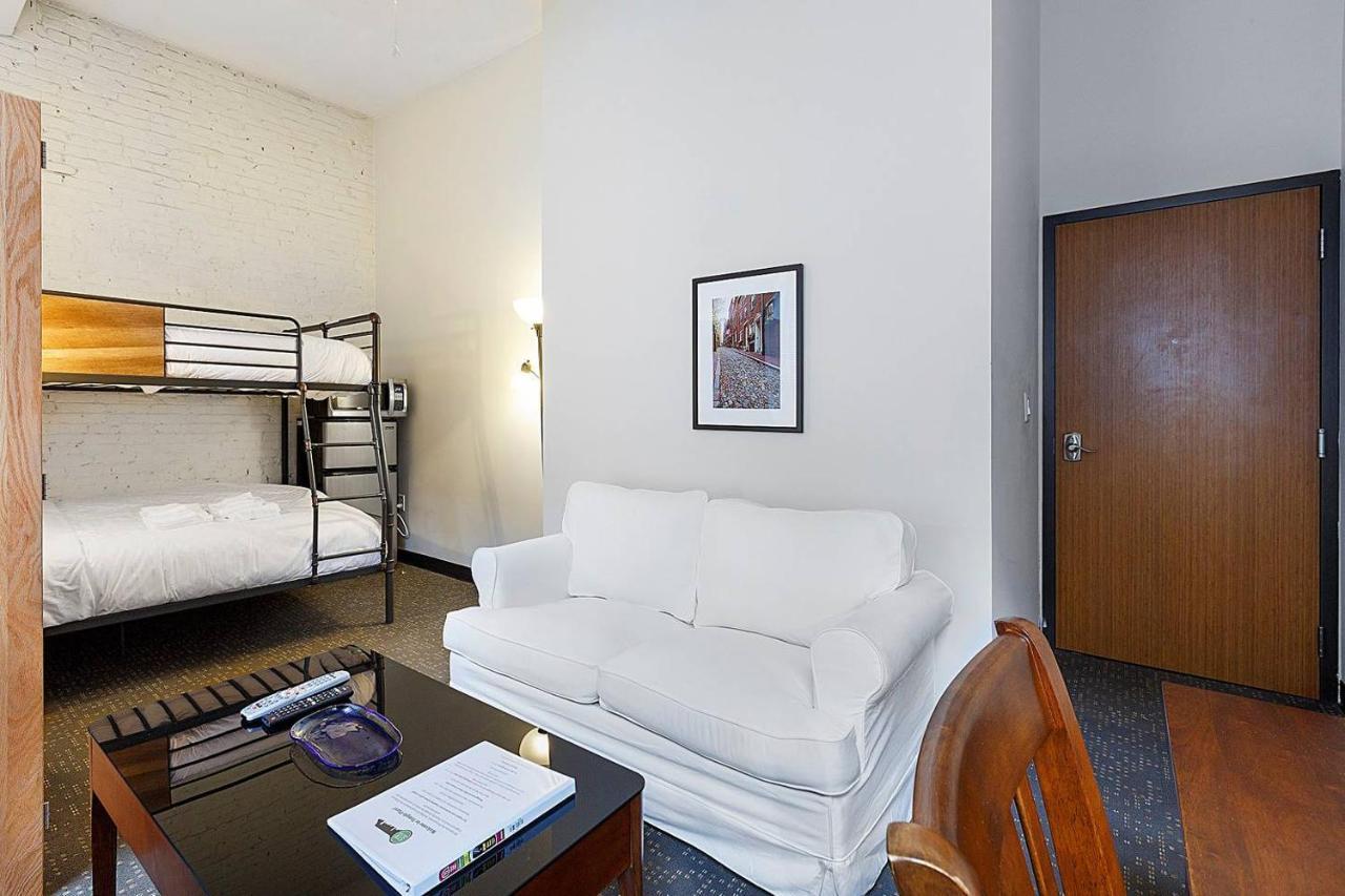 Studio Ready 4 Students & Traveling Professionals! 310 Apartment Boston Bagian luar foto
