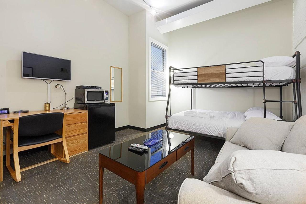 Studio Ready 4 Students & Traveling Professionals! 310 Apartment Boston Bagian luar foto
