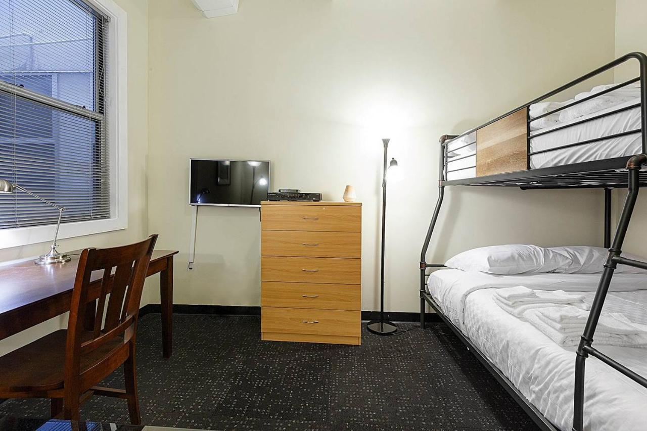 Studio Ready 4 Students & Traveling Professionals! 310 Apartment Boston Bagian luar foto